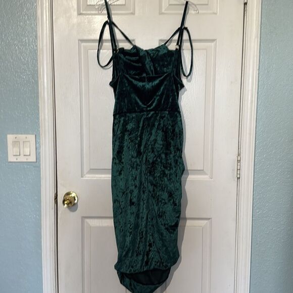Club L London Green Velvet Cut Out Midi Dress Size US 16 - Picture 8 of 9